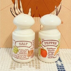 Vintage Avon salt and pepper shakers from 1980